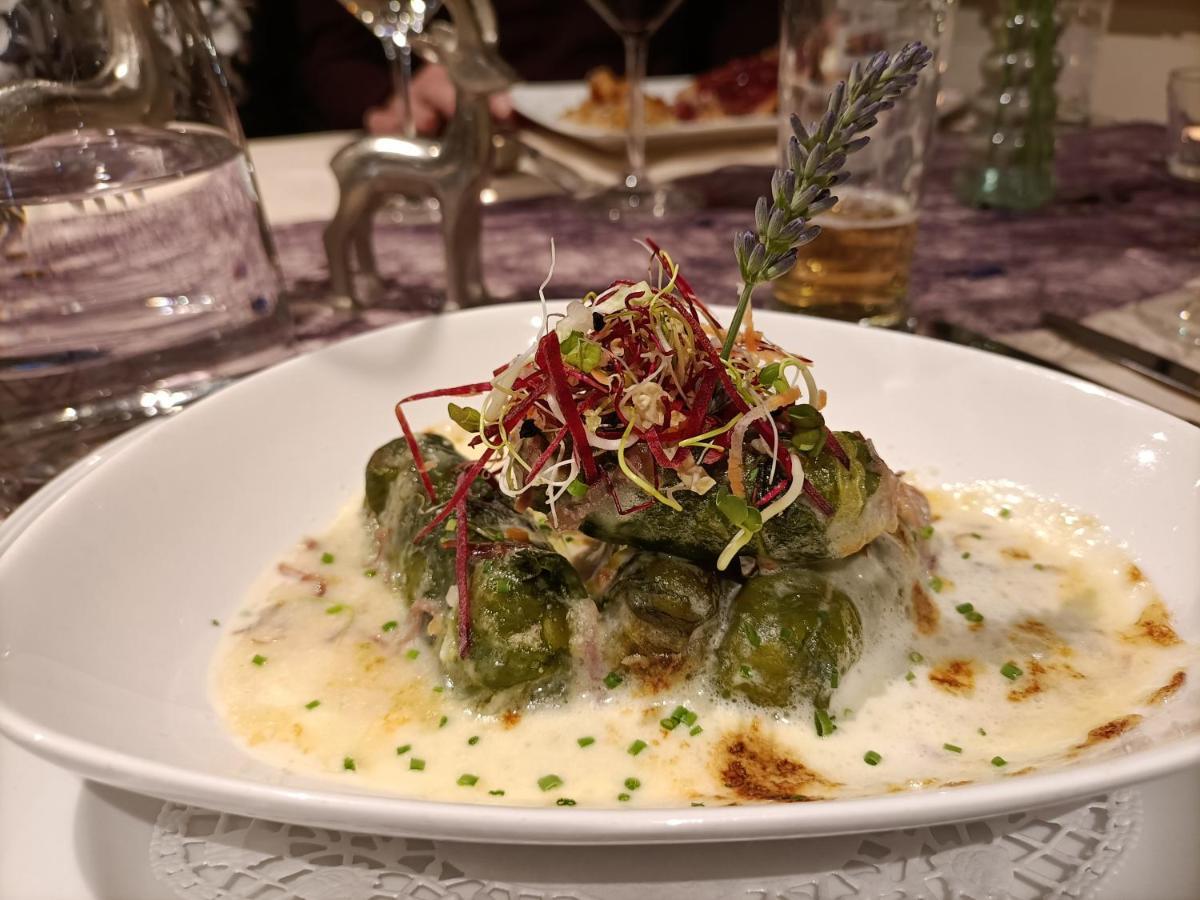 זדרון Hotel La Cruna מראה חיצוני תמונה
